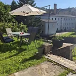 Urlaubsmagie - Heidelbeere - Gemeinschaftsgarten, Sauna & Saisonaler Pool Apartment Sebnitz