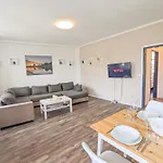Urlaubsmagie - Heidelbeere - Gemeinschaftsgarten, Sauna & Saisonaler Pool Apartment *