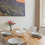 Urlaubsmagie - Heidelbeere - Gemeinschaftsgarten, Sauna & Saisonaler Pool Sebnitz